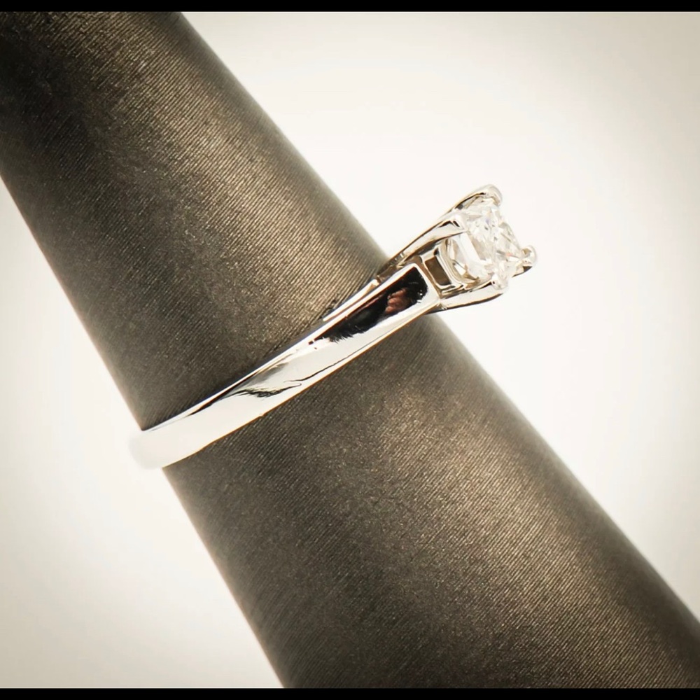 Platinum Rectangular Mod. Brill/Princess Cut Dia.. - image 2